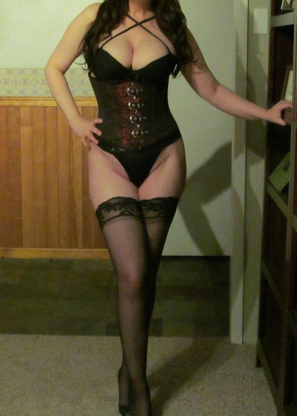 Super sexy 36 year old MILF in hot lingerie!